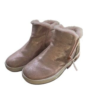 Girls pink Sketchers booties size 2